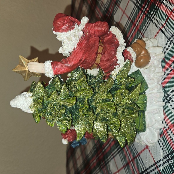 Festive Holiday Motion Sensored Musical Santa & Children Figurine - Picture 4 of 8